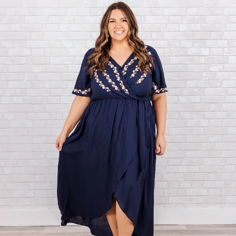 Best Born To Be Free Dress, Navy