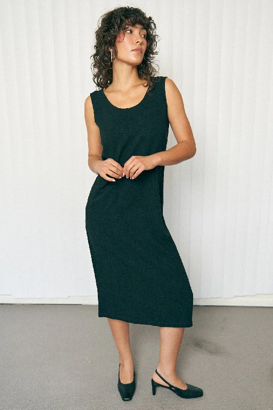 Big Pocket Black Linen Shift Midi Dress