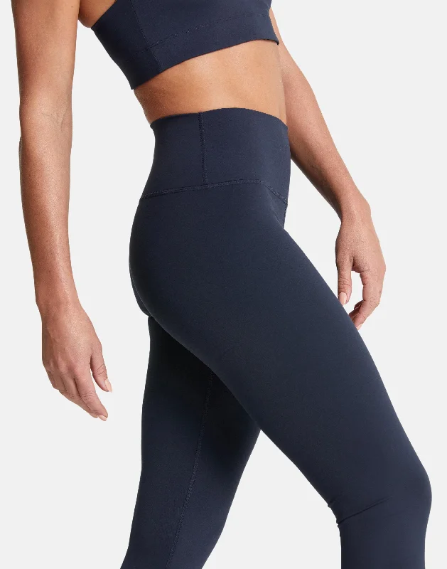 Aurora Legging in Obsidian