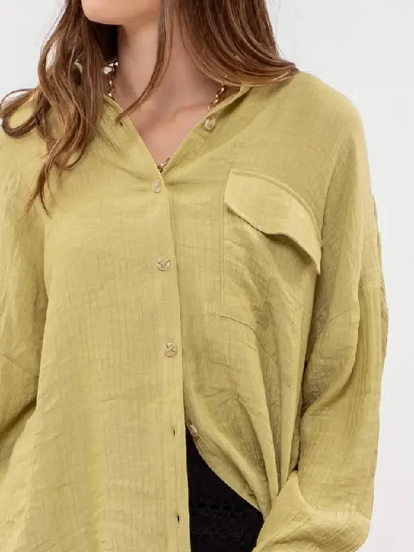 Kiwi Solid Lightweight Button Down Shirt