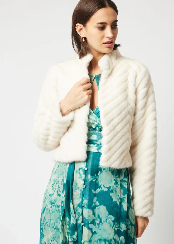 OW51702POR ALTAIR FAUX FUR JACKET - PORCELAIN